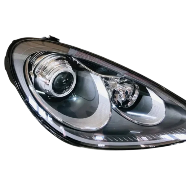 Porsche Cayenne 92A / 958 Xenon Headlight – Left Side (No Park Light / No AFS)
