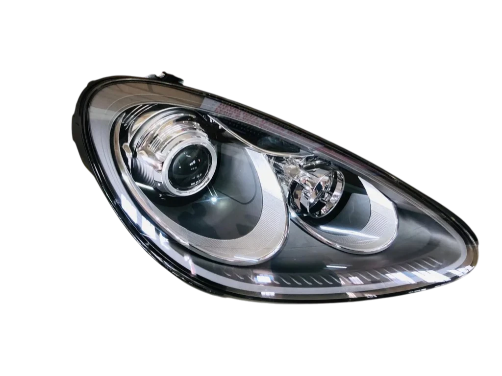 Porsche Cayenne 92A / 958 Xenon Headlight – Left Side (No Park Light / No AFS)