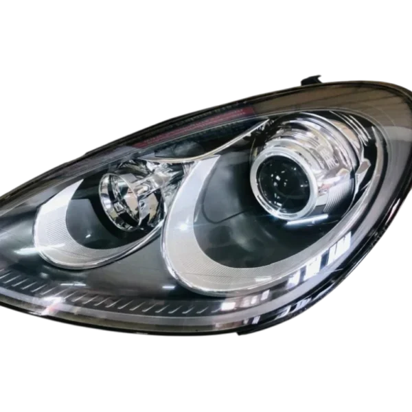 Porsche Cayenne 92A / 958 Xenon Headlight – Right Side (No Park Light / No AFS)