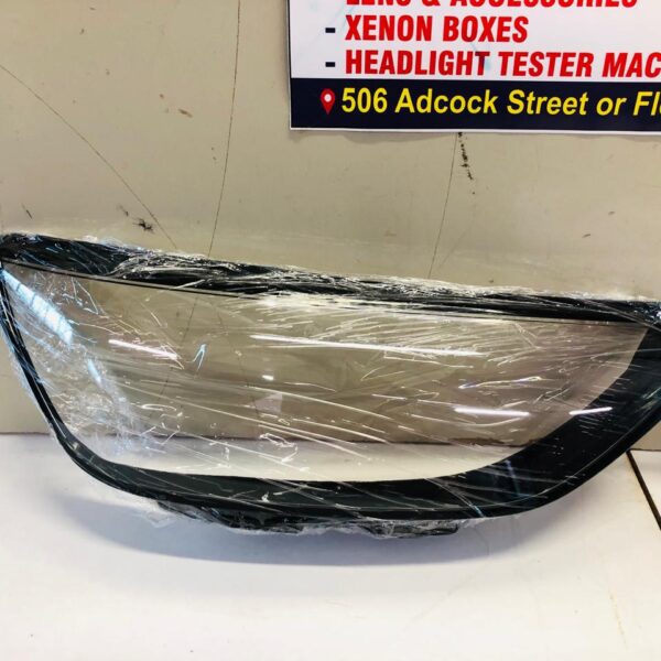 Second image of Audi A4 replacement headlight lens - Right side