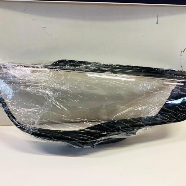 Second image of Audi A3 replacement headlight lens - Right side