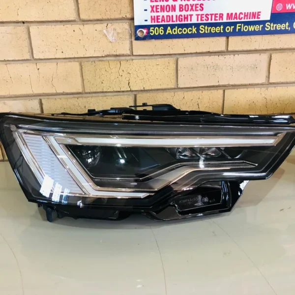 Second image of Audi R8 / D5 Matrix Xenon Headlight – Right Side
