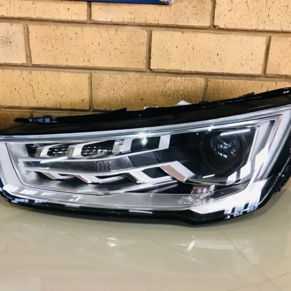 Second image of Audi A1 Facelift Xenon – Left Side